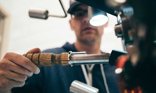 taptap点点体育官方网站入口大厅，展示平台最新动态与核心功能